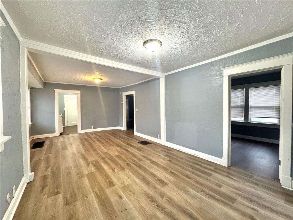 6818 Monroe Avenue — photo 5