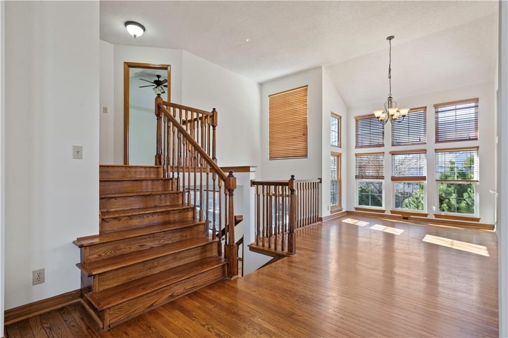 15208 MARTY Street — photo 11