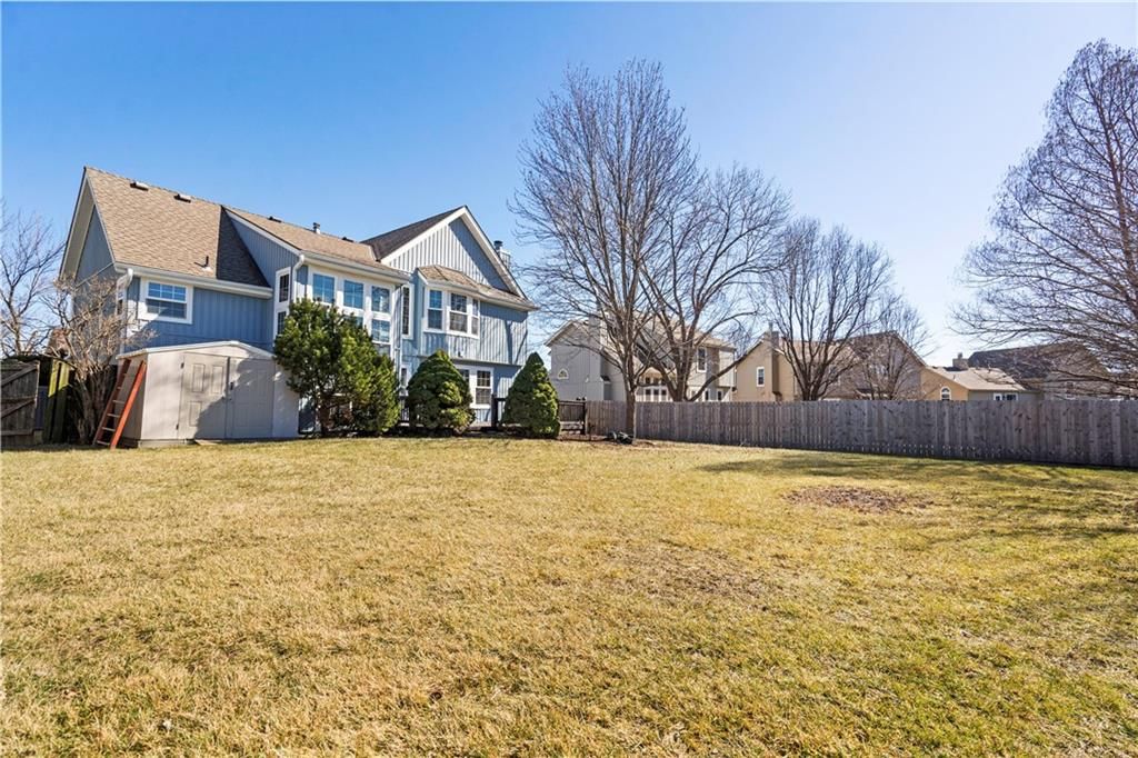 15208 MARTY Street — photo 46