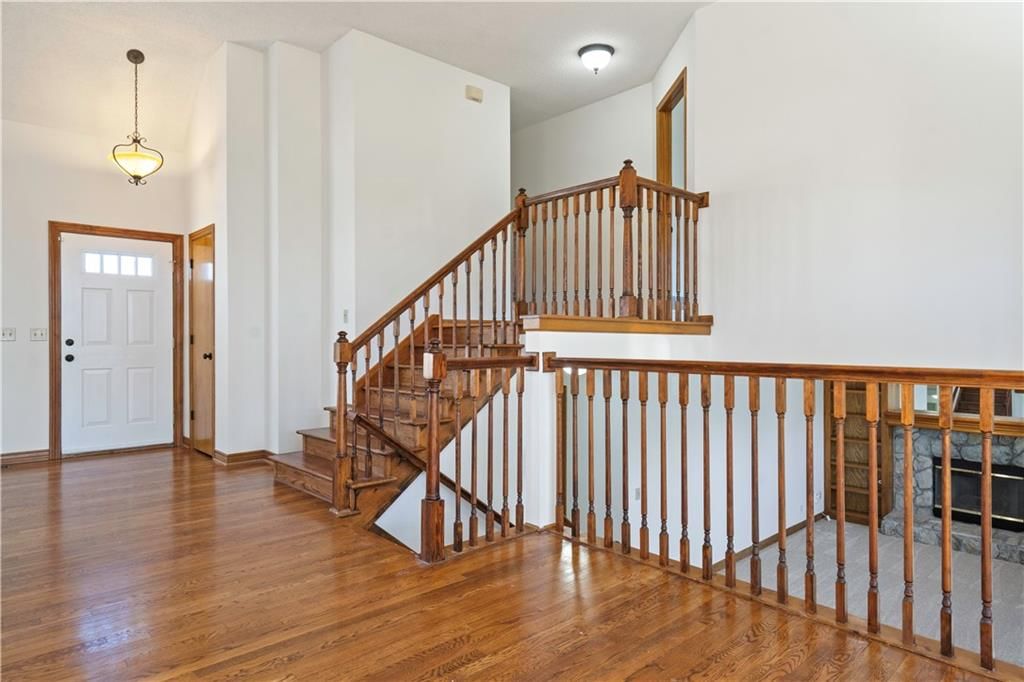 15208 MARTY Street — photo 7