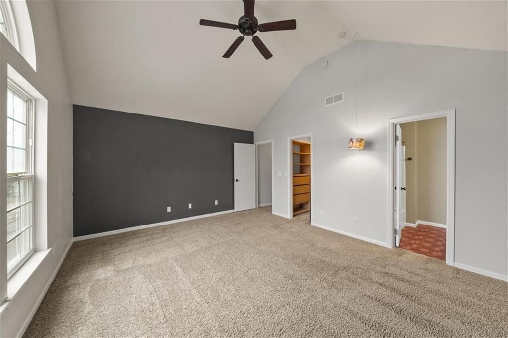 706 E 12th Street — photo 10