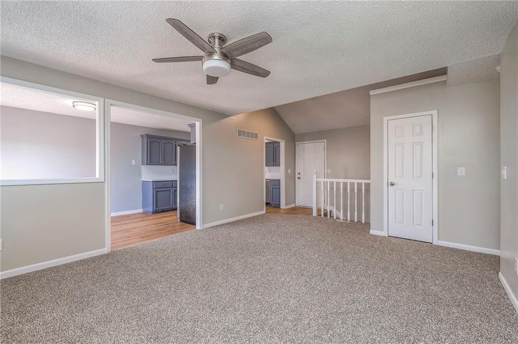 605 Valleyview Drive — photo 12