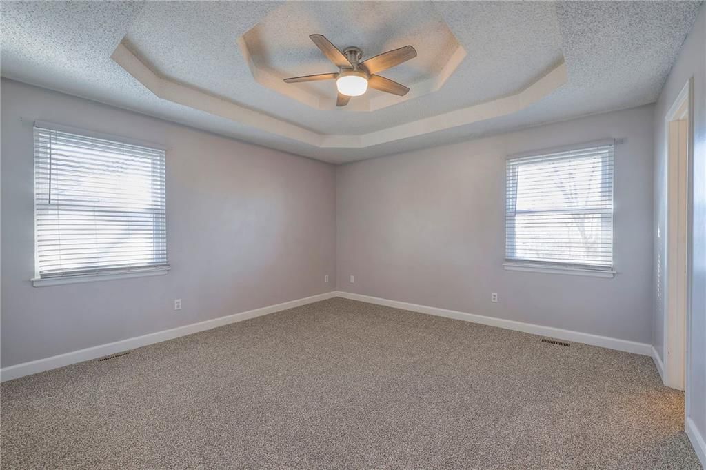605 Valleyview Drive — photo 27