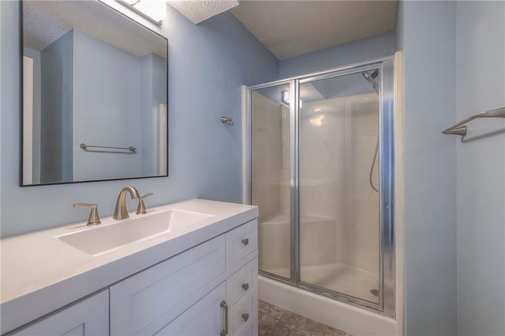 605 Valleyview Drive — photo 30