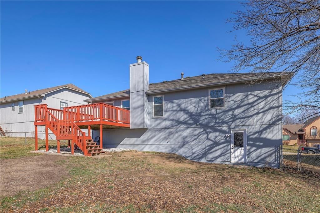 605 Valleyview Drive — photo 37