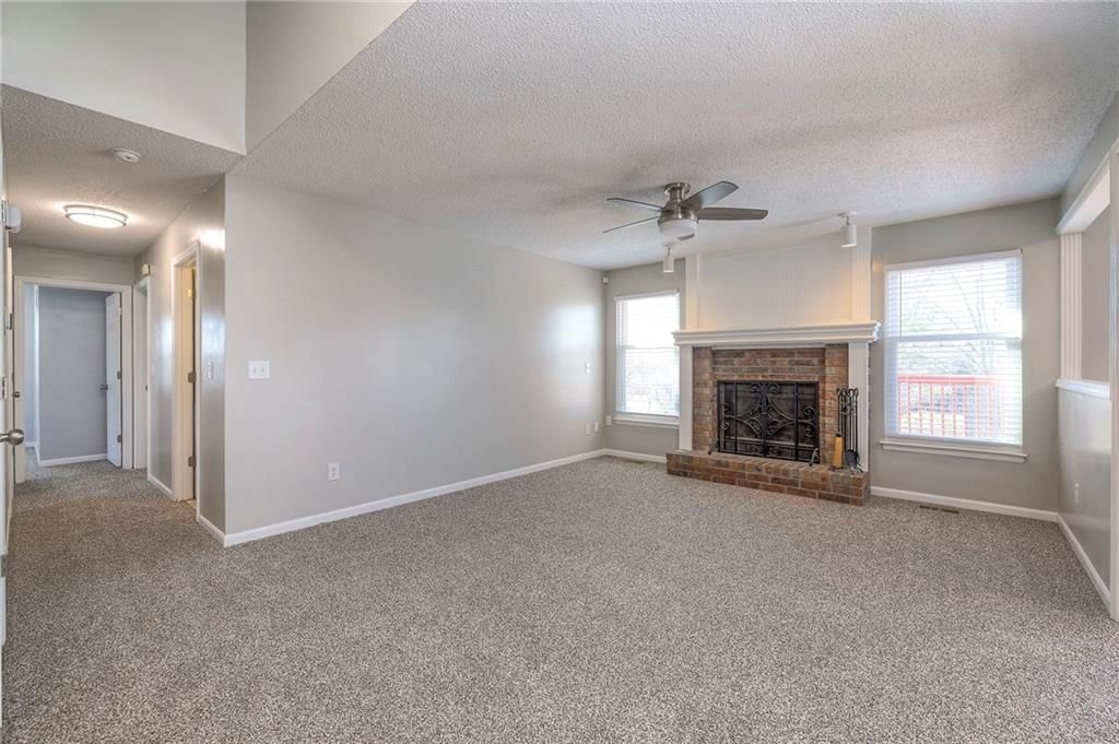 605 Valleyview Drive — photo 9
