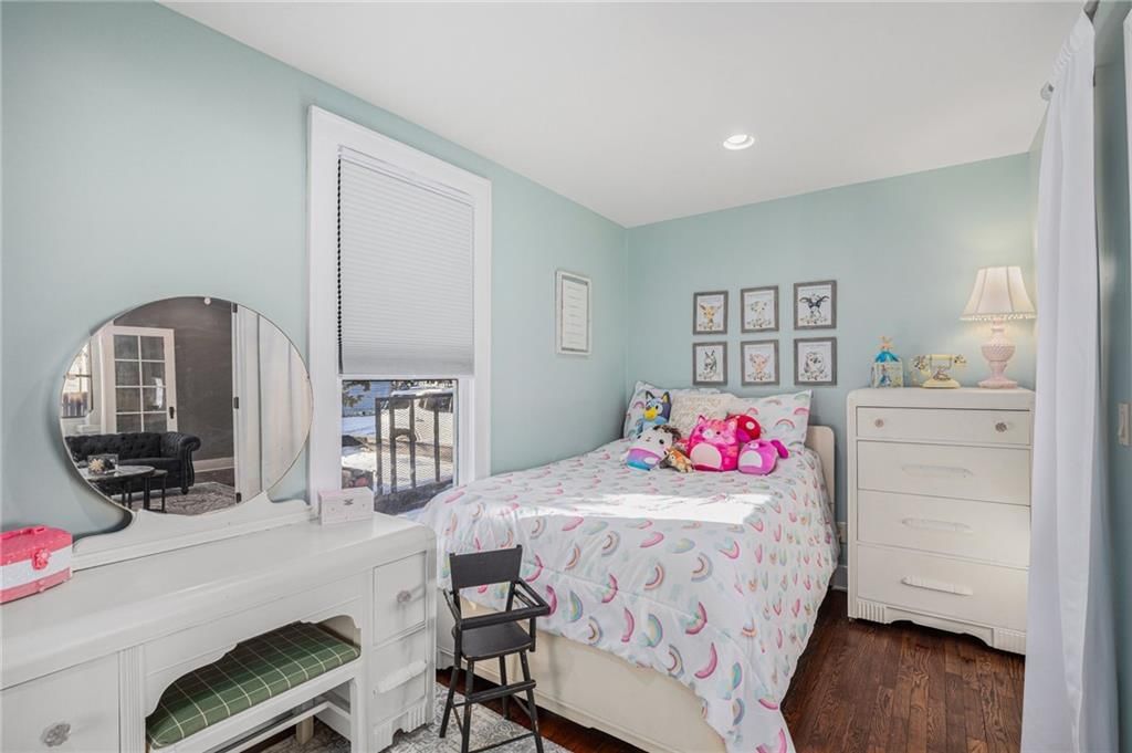 342 W Kansas Street — photo 11