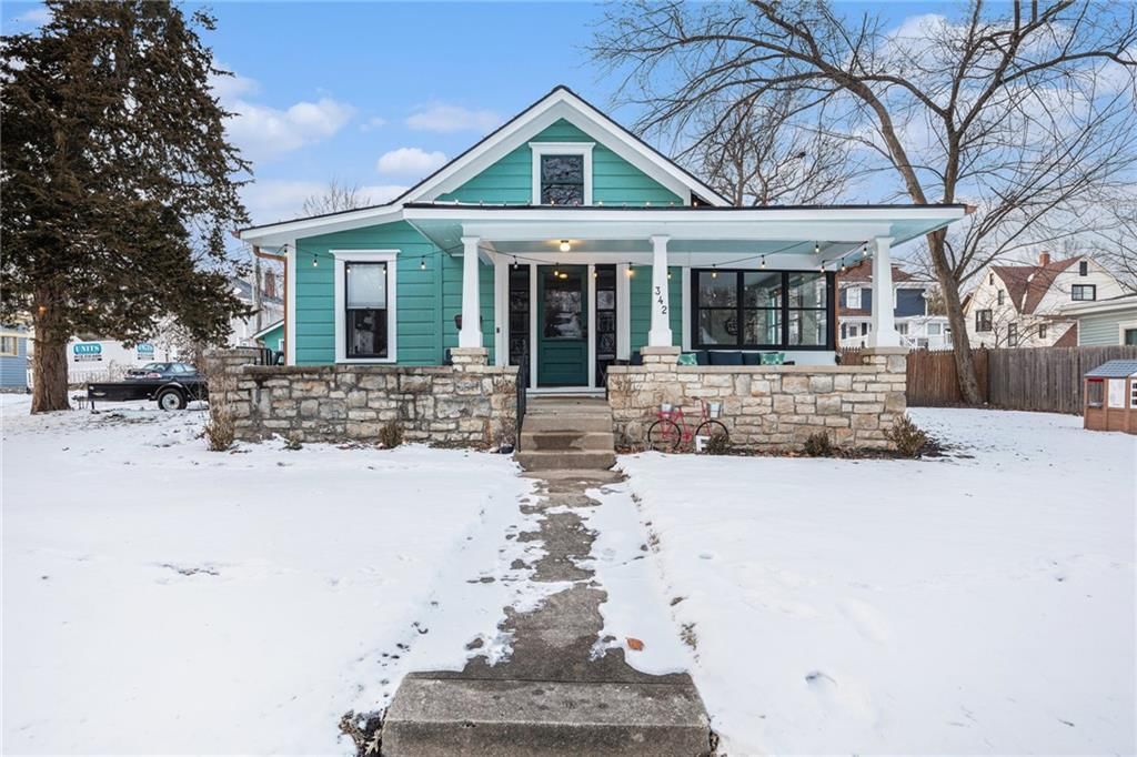 342 W Kansas Street — photo 38