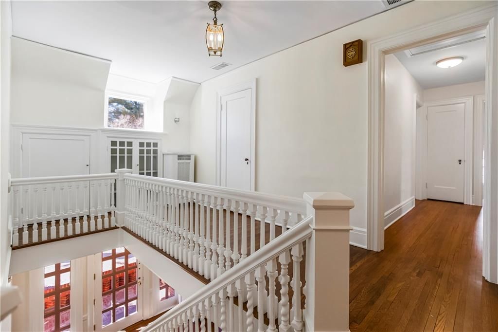 5717 Wornall Road — photo 19