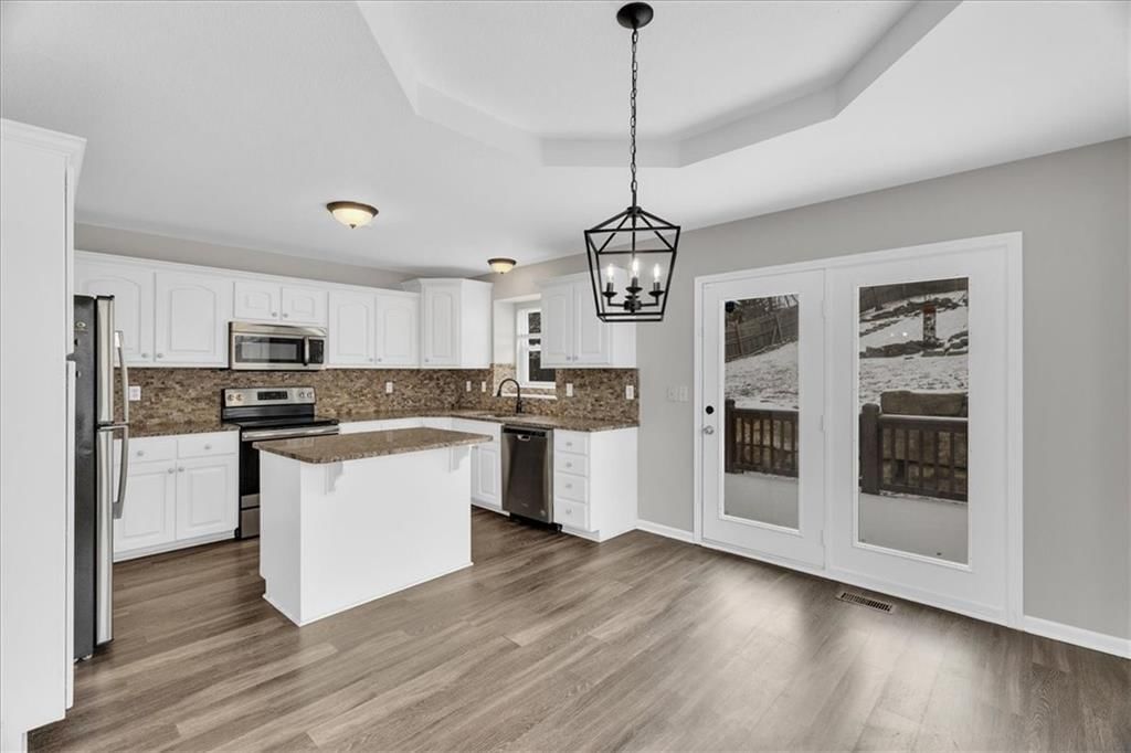5105 S Powell Avenue — photo 9
