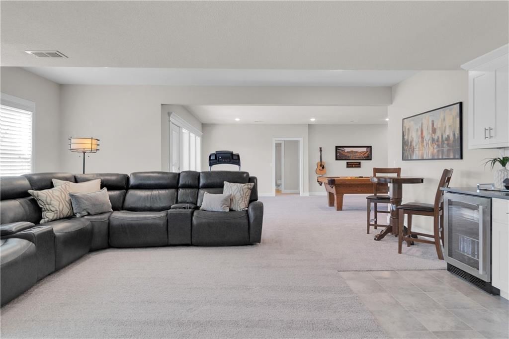 183 S Singletree Street — photo 27