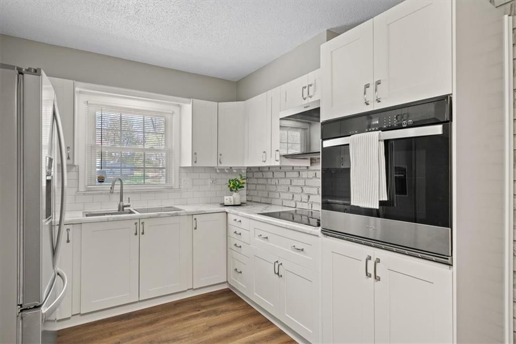 2801 Cedar Crest Drive — photo 2