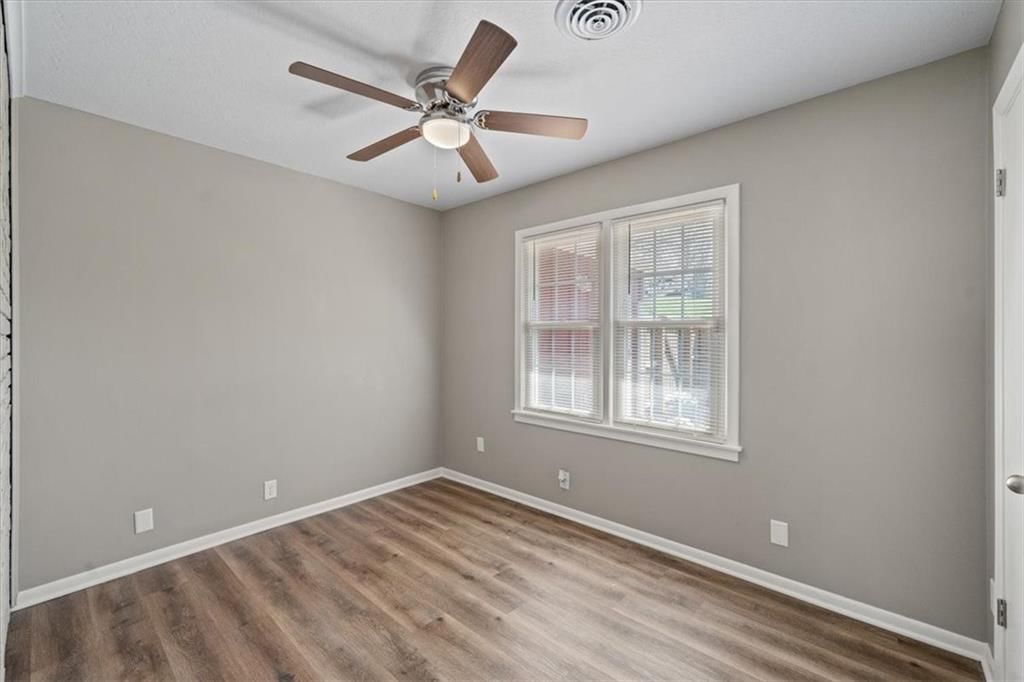 2801 Cedar Crest Drive — photo 16