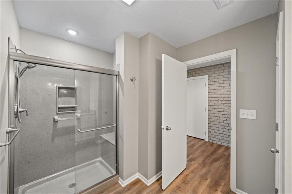 2801 Cedar Crest Drive — photo 10
