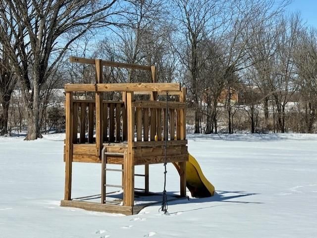 24092 Gray Road — photo 32