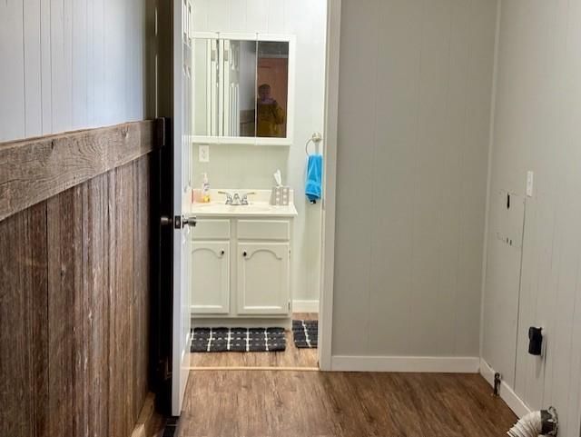 24092 Gray Road — photo 10