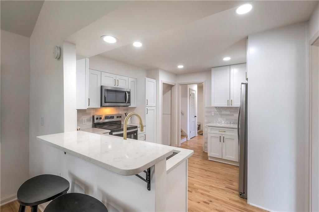 9129 Lowell Avenue — photo 21