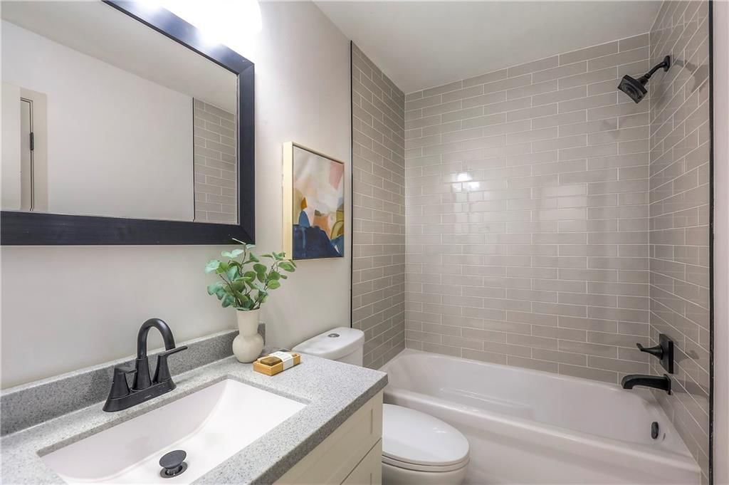 9129 Lowell Avenue — photo 28
