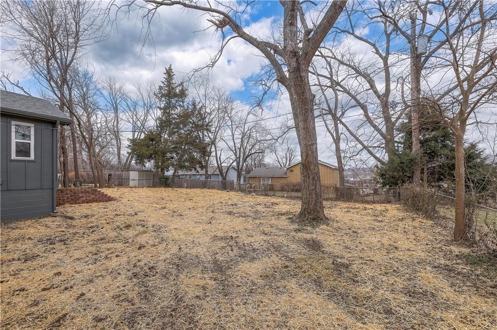 9129 Lowell Avenue — photo 47