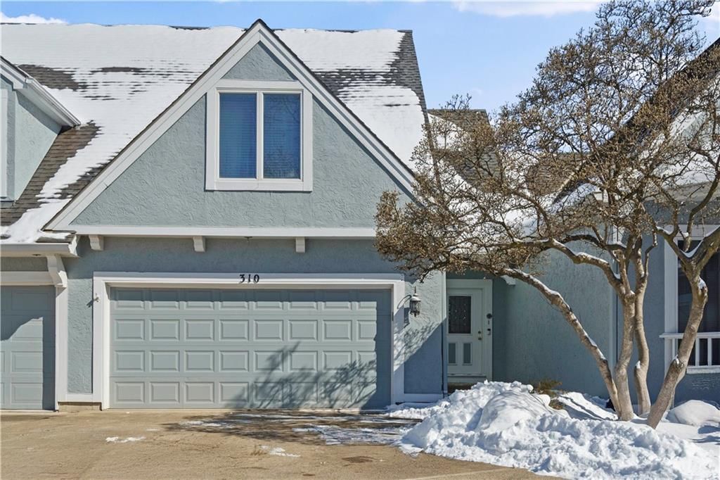 310 SW Raintree Drive — photo 2