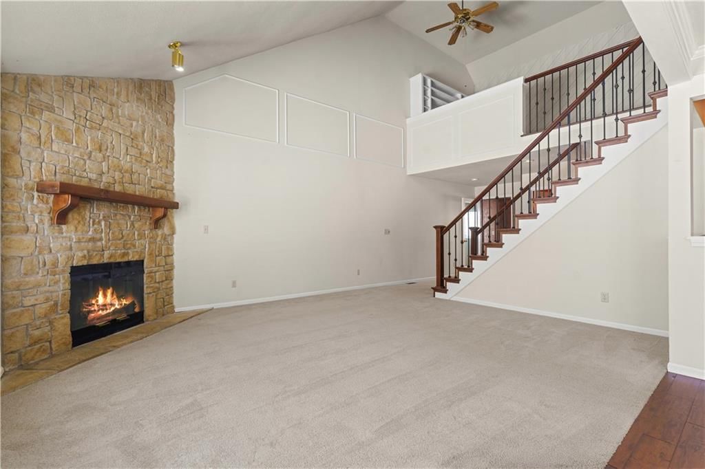 310 SW Raintree Drive — photo 11