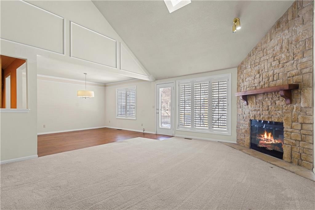310 SW Raintree Drive — photo 12
