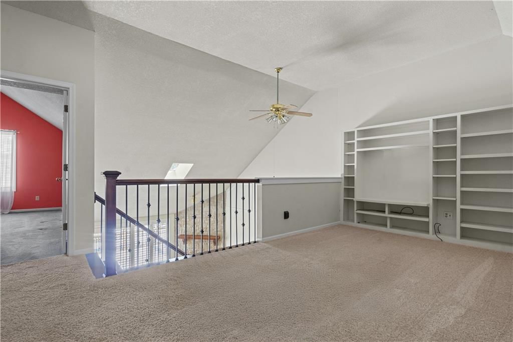 310 SW Raintree Drive — photo 20