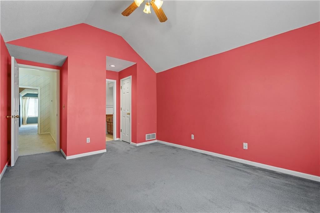 310 SW Raintree Drive — photo 24