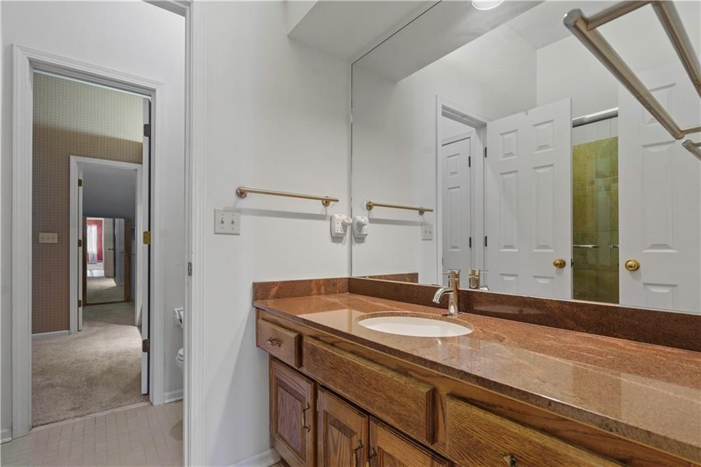 310 SW Raintree Drive — photo 26