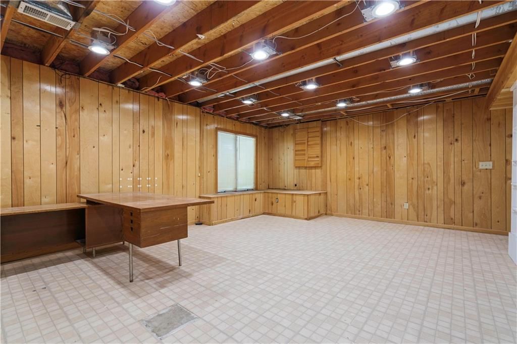 310 SW Raintree Drive — photo 29