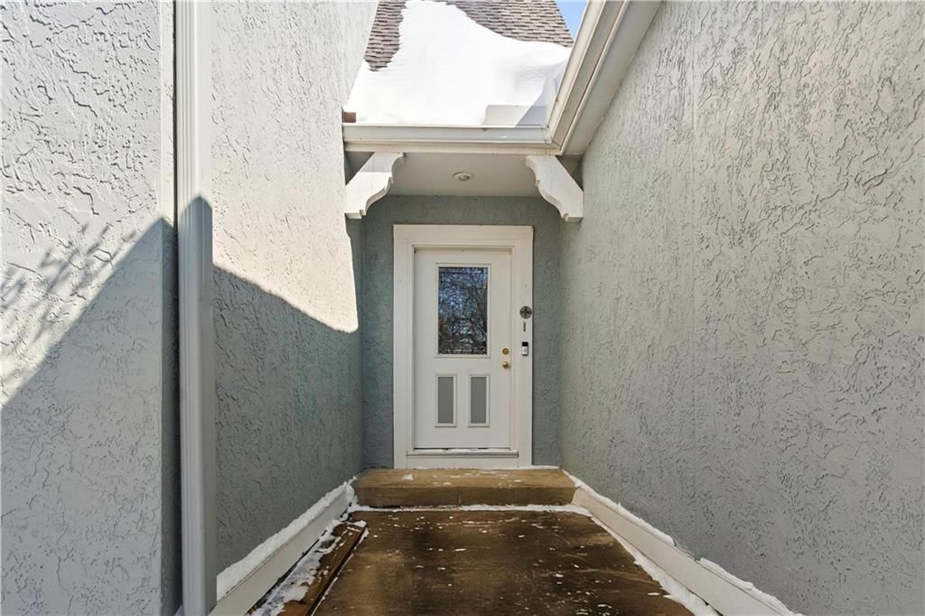 310 SW Raintree Drive — photo 6