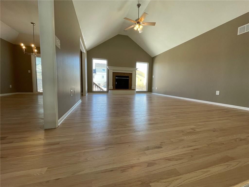 11037 N Belleview Avenue — photo 6