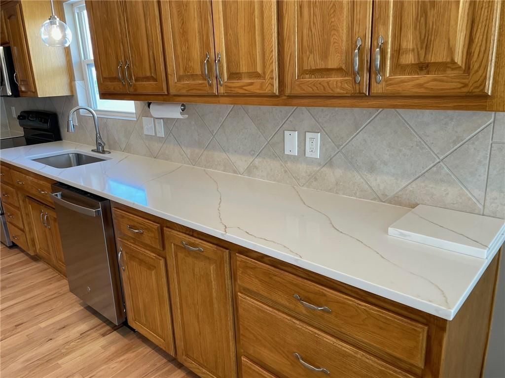 11037 N Belleview Avenue — photo 10
