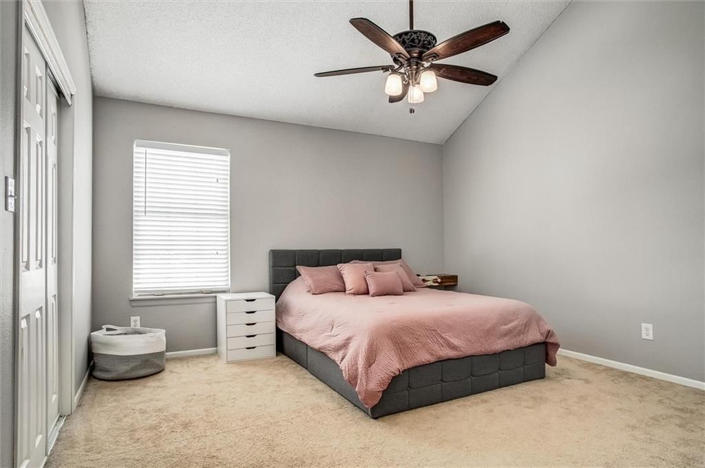 1226 NW Phelps Drive — photo 20