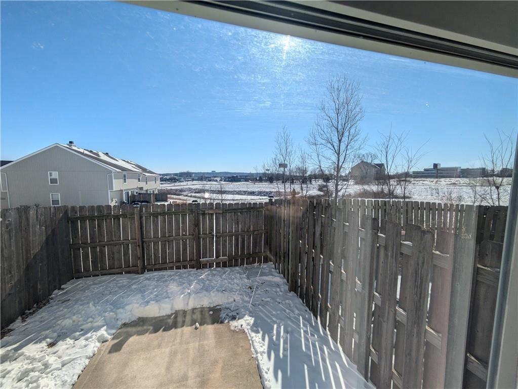 1226 NW Phelps Drive — photo 26