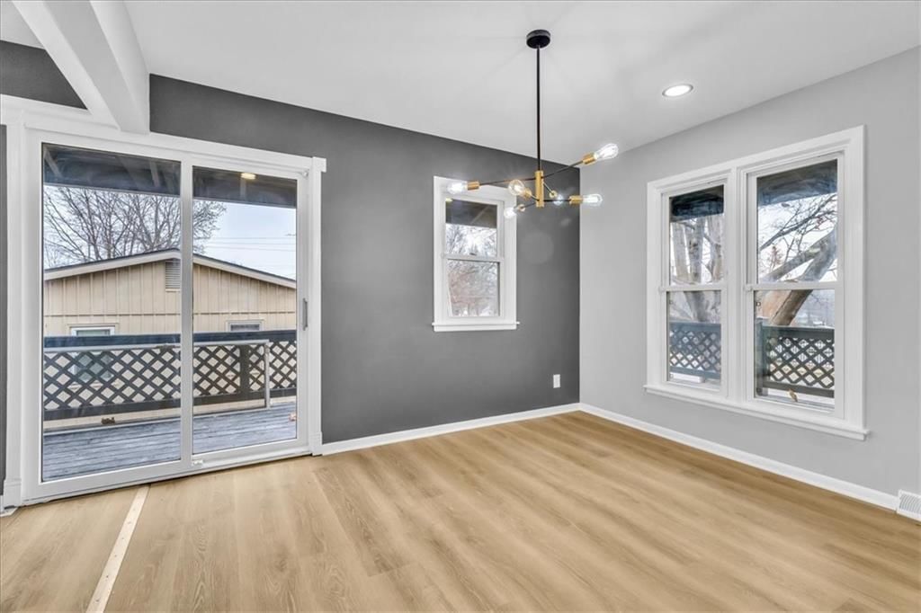 11114 W 70th Terrace — photo 10