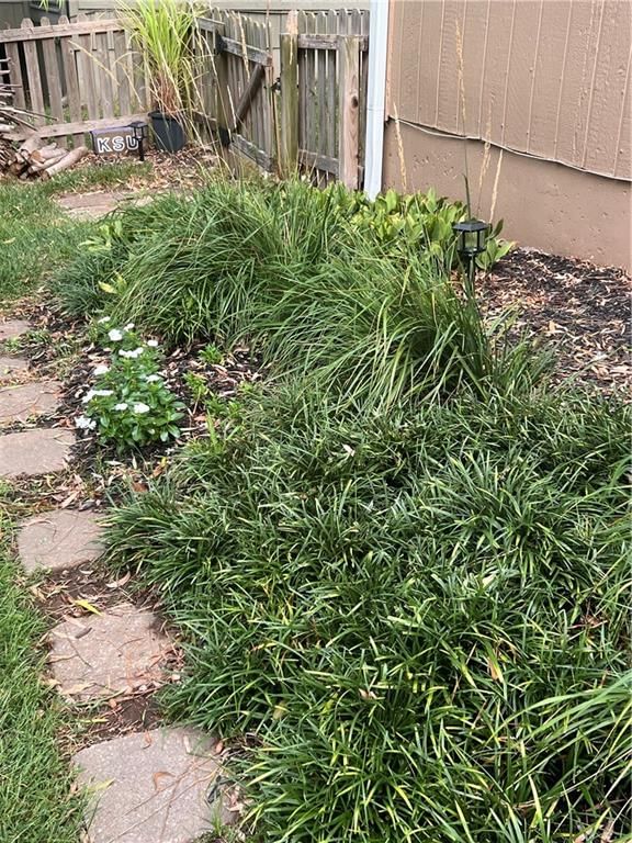 11425 W 117th Terrace — photo 33