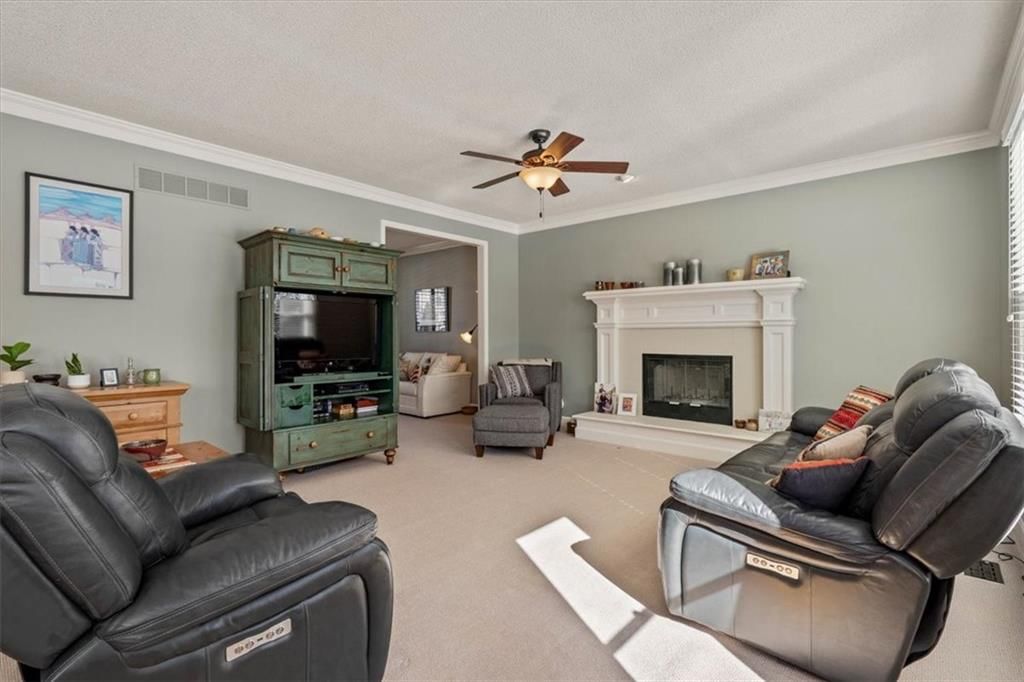 11425 W 117th Terrace — photo 8