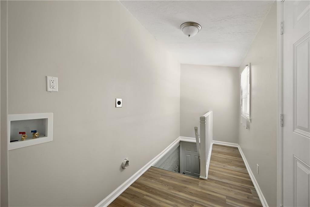 509 E 92nd Terrace — photo 17