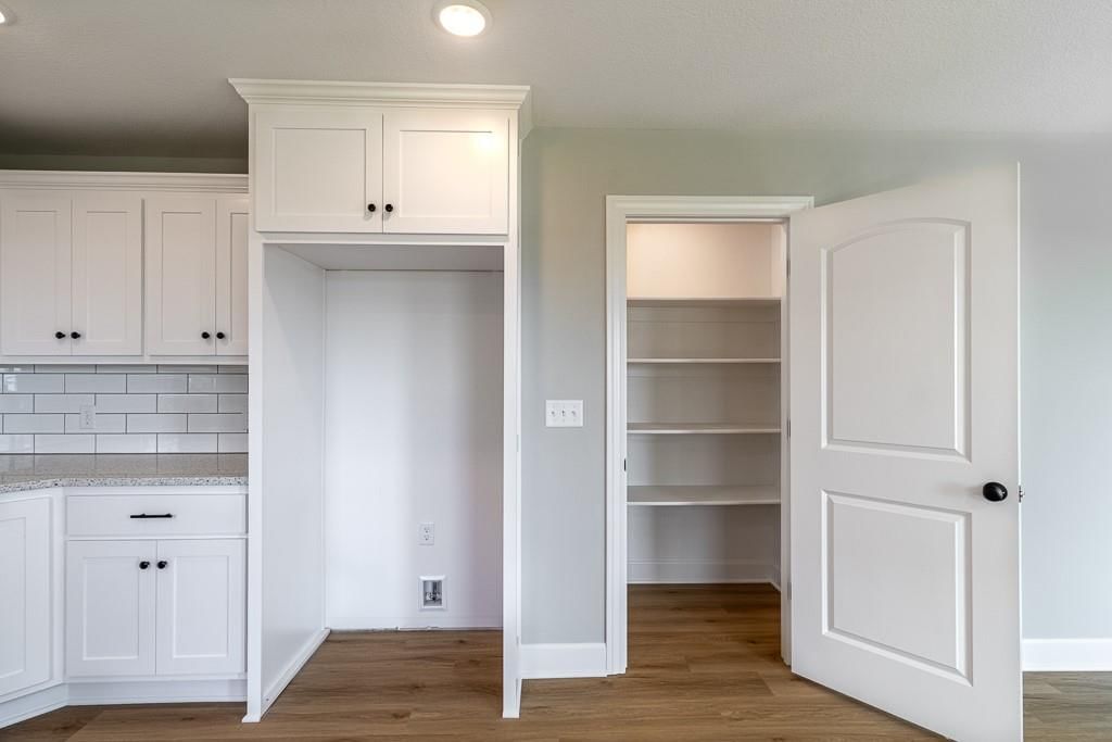 19066 Tomahawk Lane — photo 13