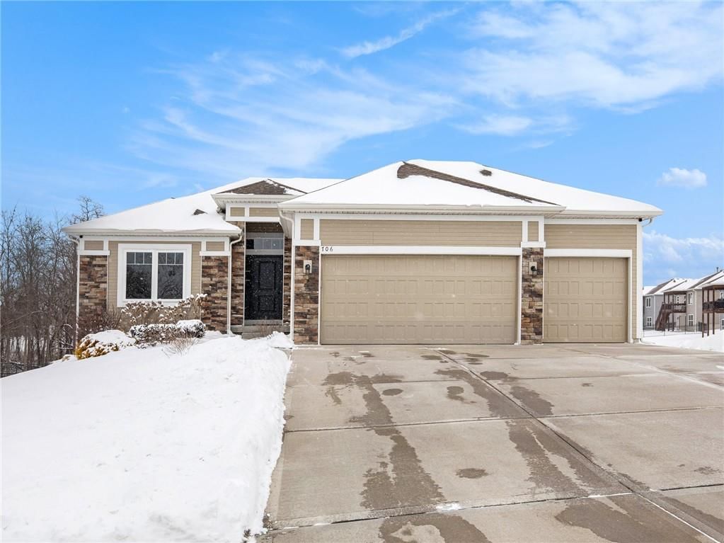 706 Eagle Court — photo 3