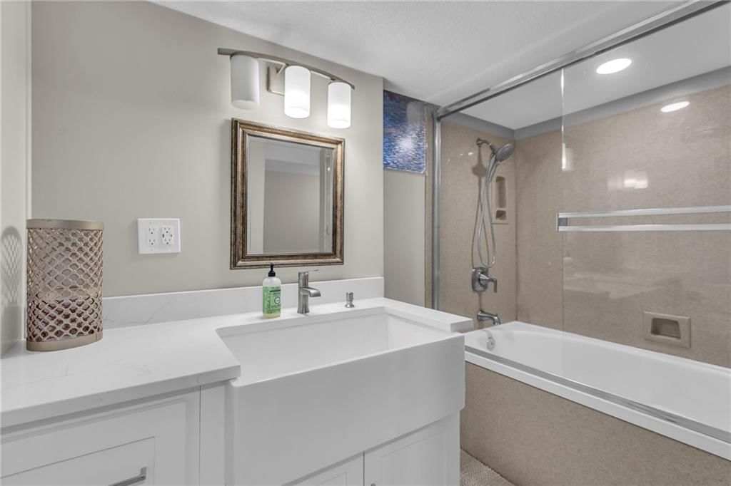 6612 Walmer Street — photo 31