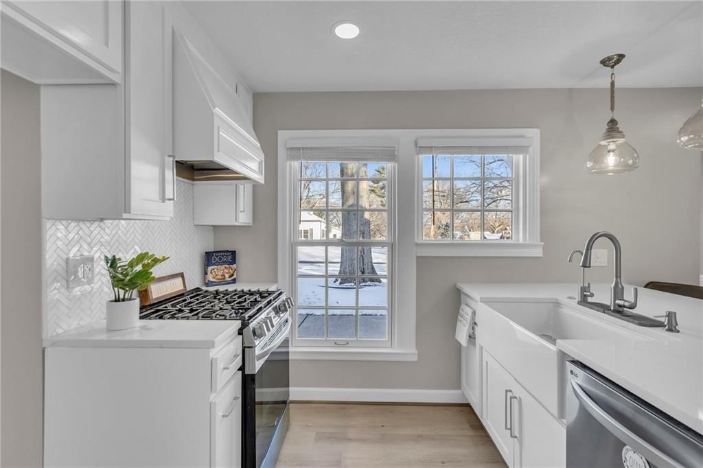 6612 Walmer Street — photo 10