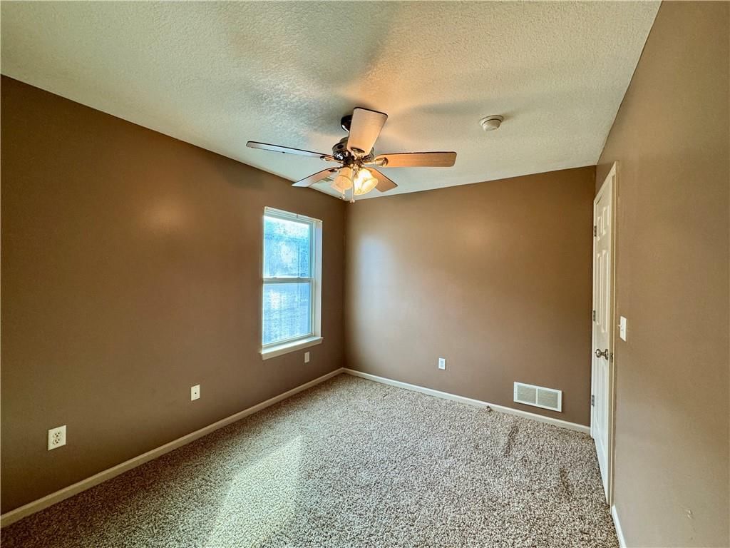 718 Oakland Avenue — photo 29