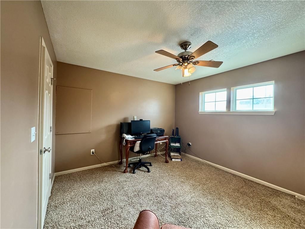 718 Oakland Avenue — photo 32
