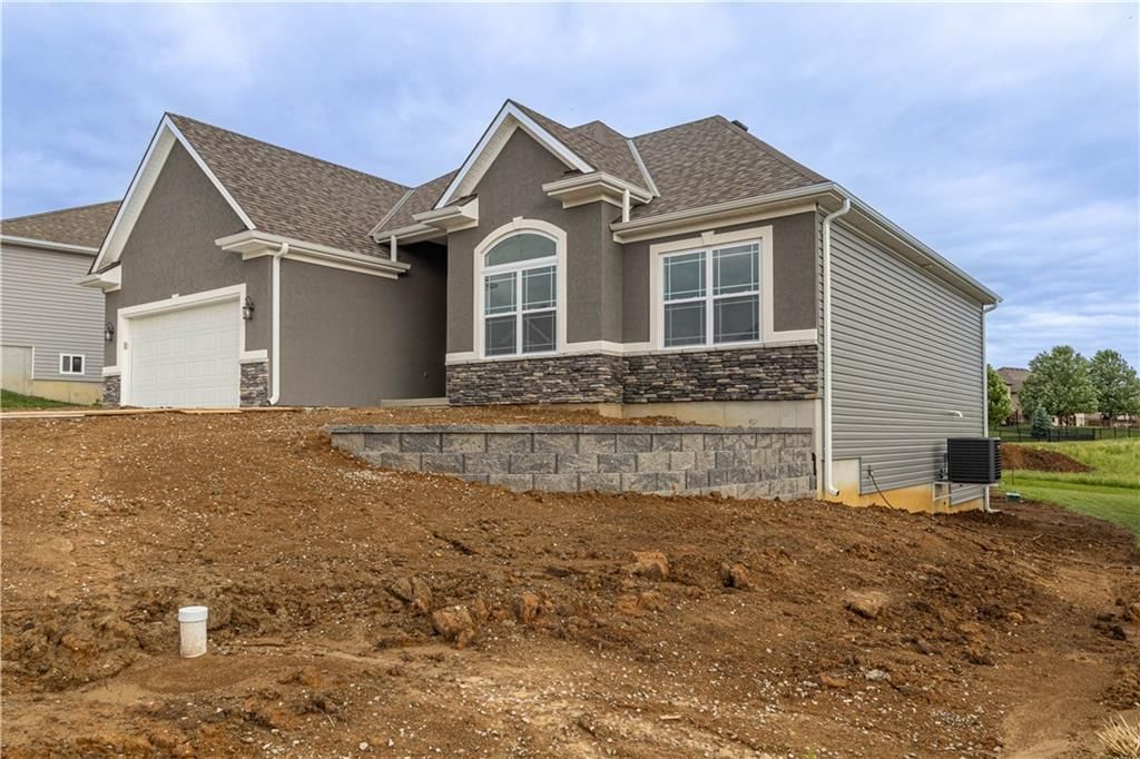13942 Dakota Court — photo 2