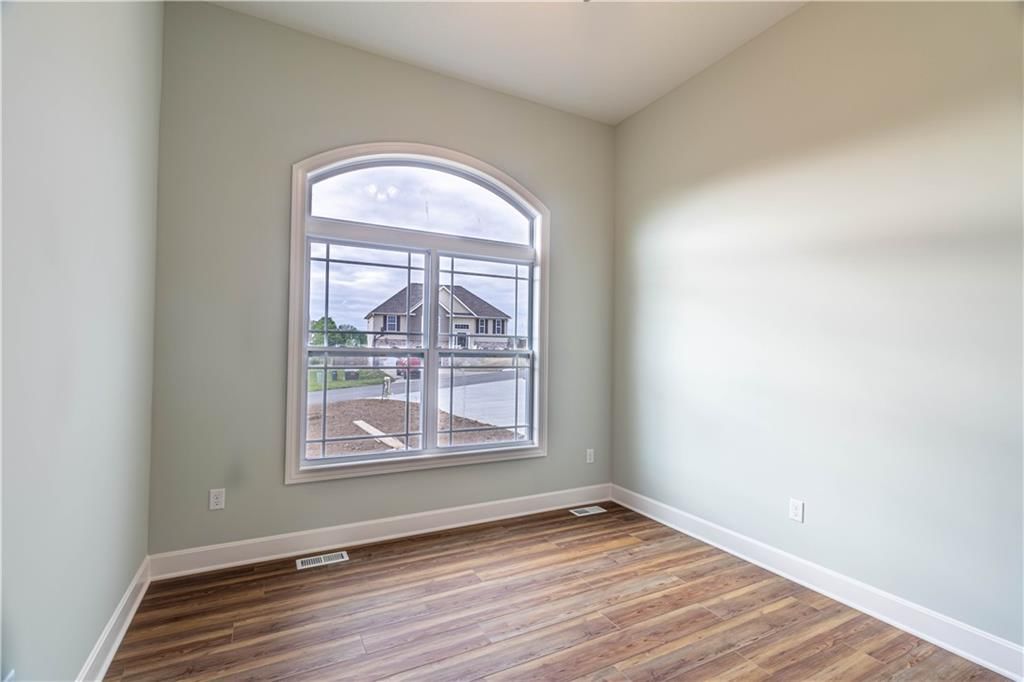 13942 Dakota Court — photo 25