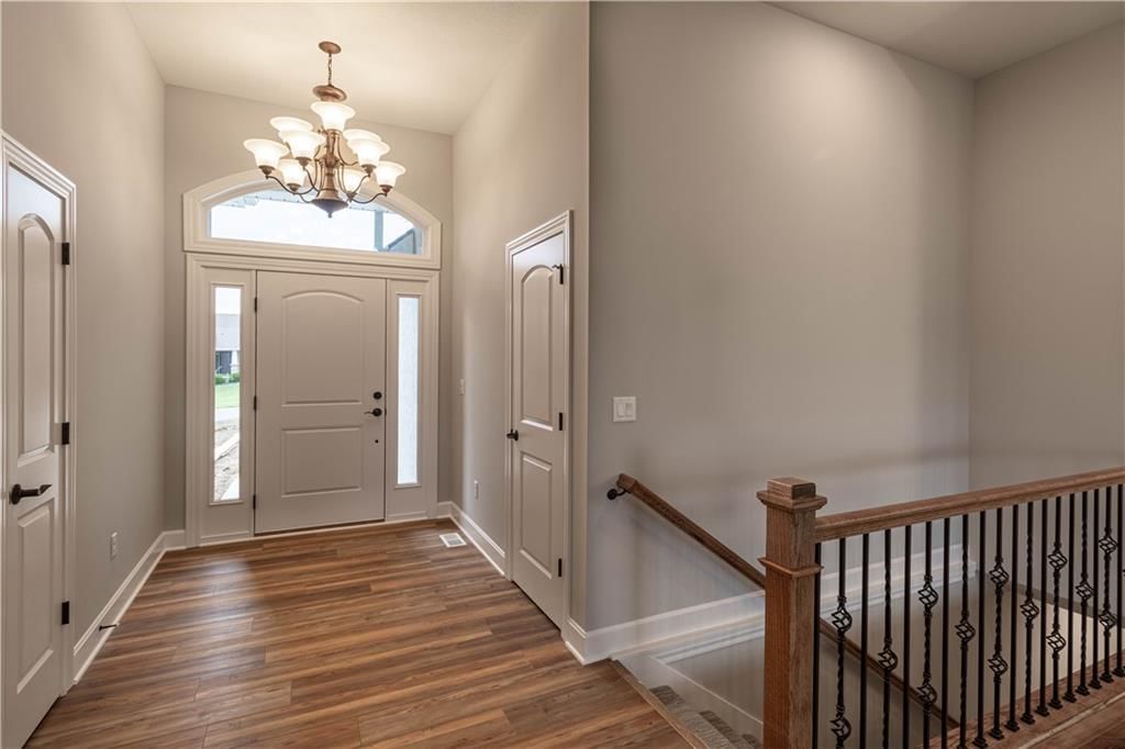 13942 Dakota Court — photo 4