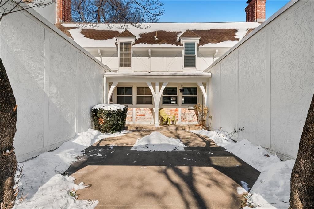 10208 Conser Street — photo 23