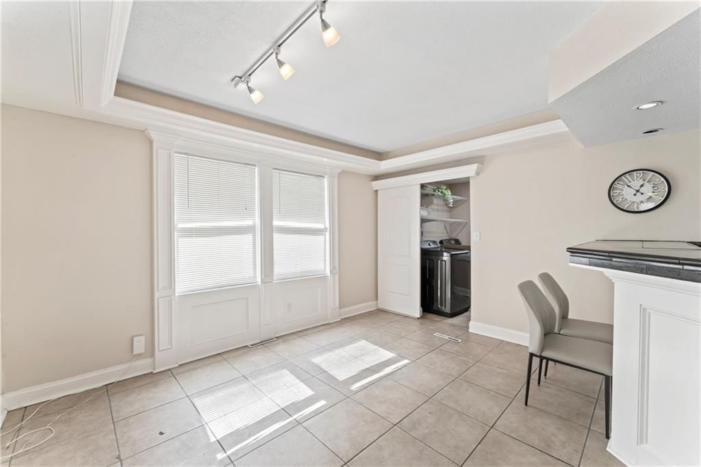 4224 S Benton Avenue — photo 11